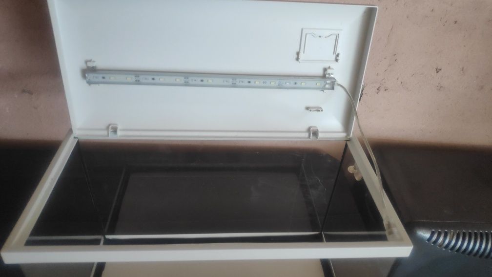 Aquários aquatlantis 20L
