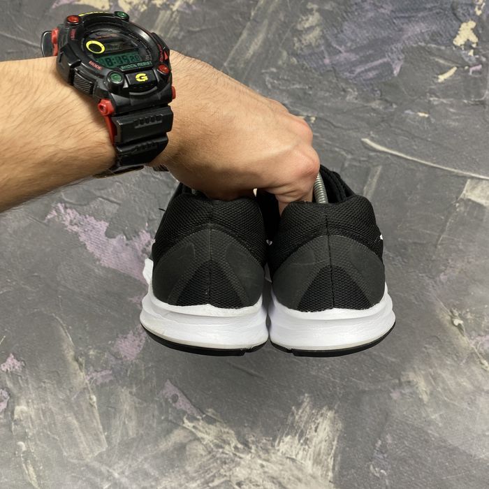 Кроссовки для залу найк Nike Downshifter 7 852466-010