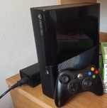 Xbox 360 E slim 250gb