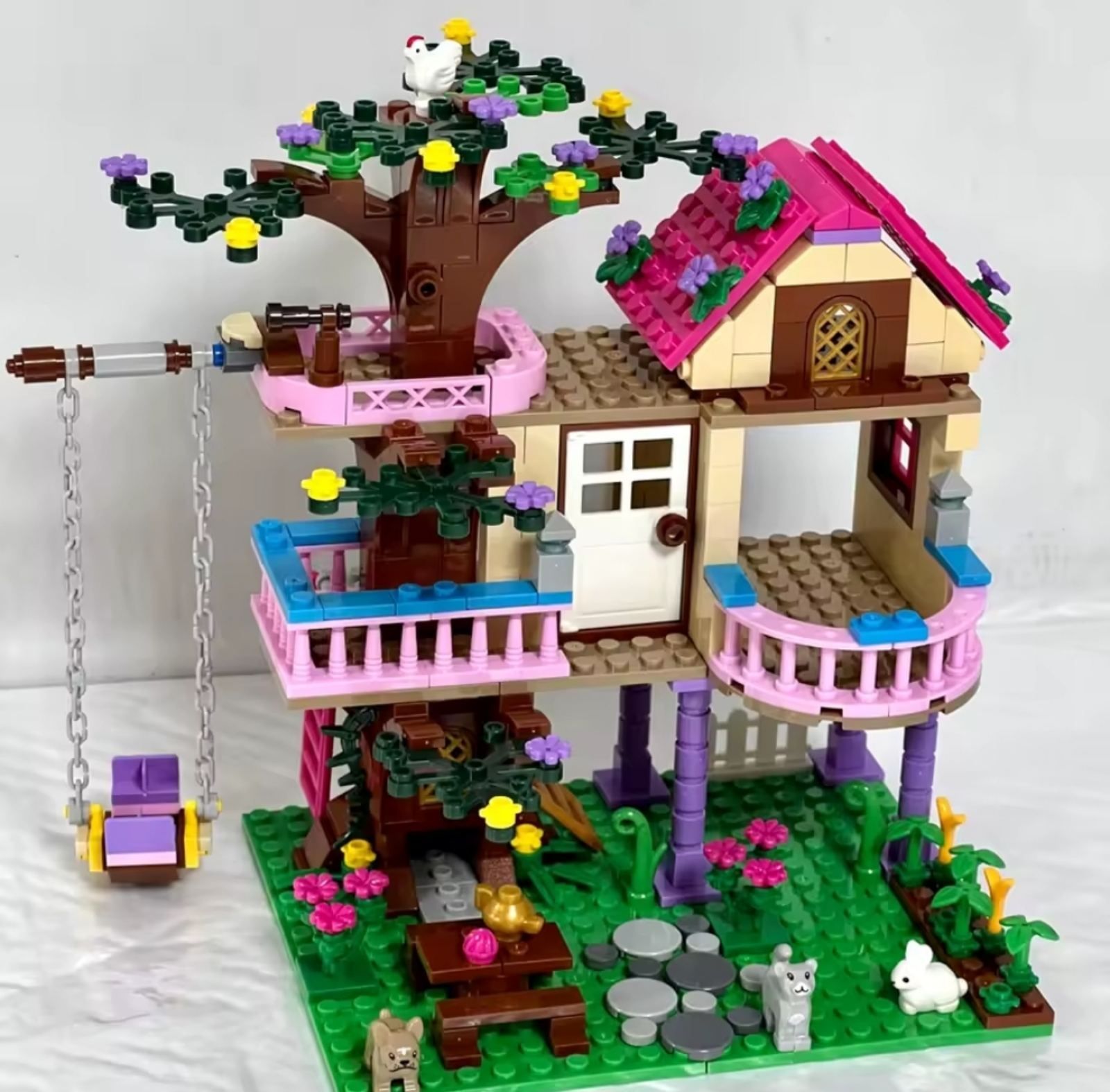 Конструктор Дом на дереве 504 деталей Lego Disney Friends
