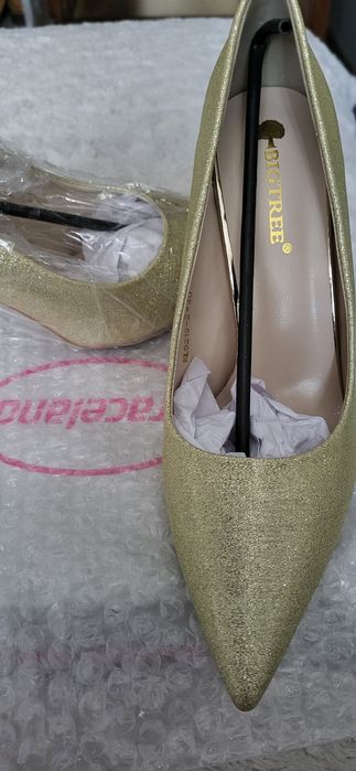 Zjawiskowe pantofelki.Idealne na letnie uroczystości