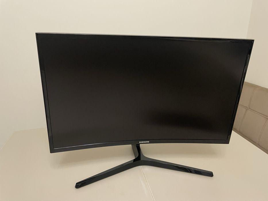 Монітор Samsung 27” вигнутий (С27F398FHU)