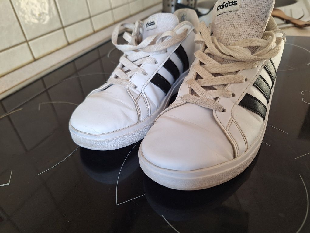Adidas Sneakersy R. 38