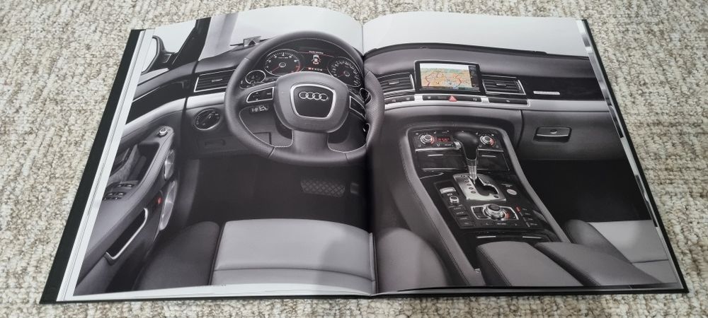 2009 Prospekt Audi A8/S8 na innej Q8, A7, A6, A5, A4, A3, S5, S4, S3.