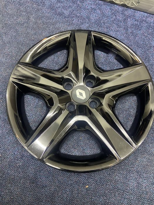 Ковпаки Renault r16 на структурний диск під 4 болти