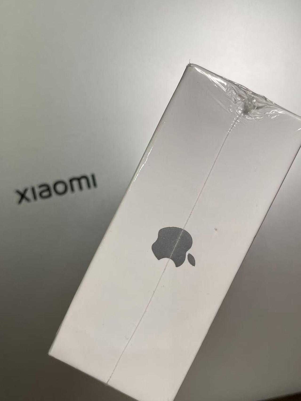słuchawkiAppleairpods4zA-N-C- NOWE z gwarancją-do iOSi iPad