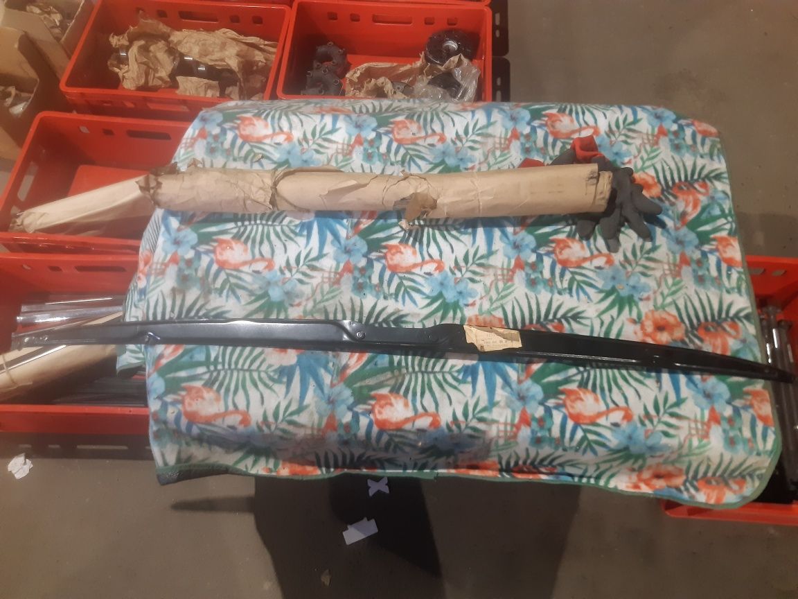 Spojler listwa pasa lotka do Fiata 125p 1300