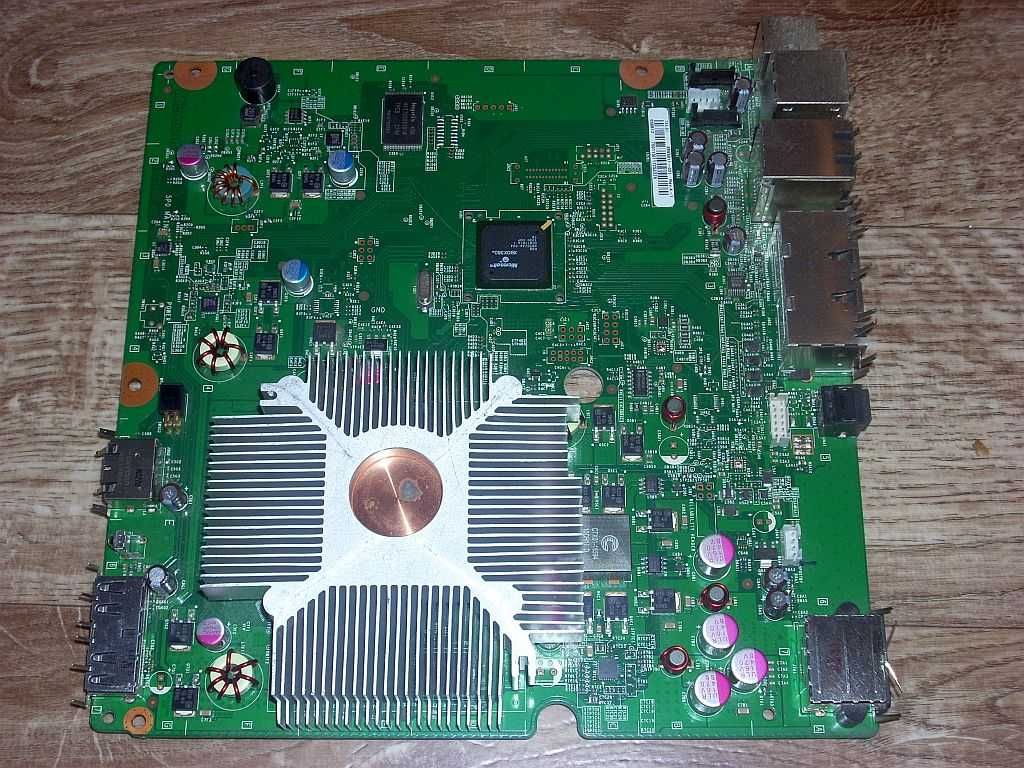 Płyta główna z radiatorem do konsoli XBox 360 Slim