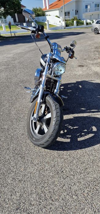 Harley Davidson Sportster XL 1200C Custom 2015