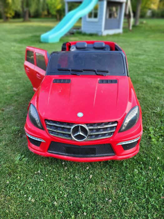 auto na akumulator elekryczne autko  Mercedes