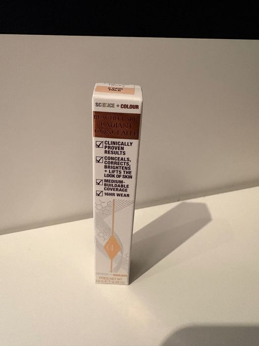 Korektor pod oczy Charlotte Tilbury