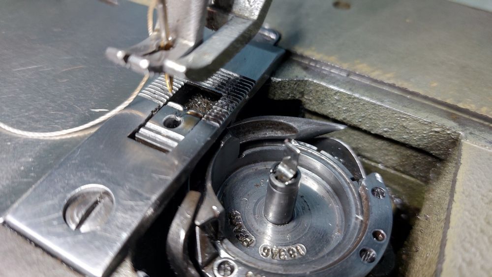 Pfaff 1245 с сервоприводом с позиционером