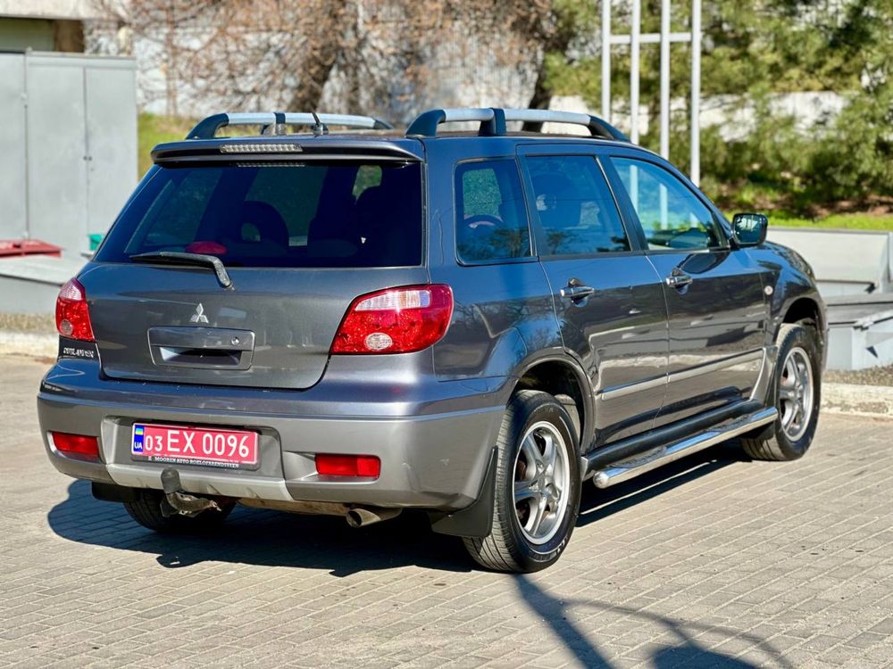 Mitsubishi идеальное состояние!
