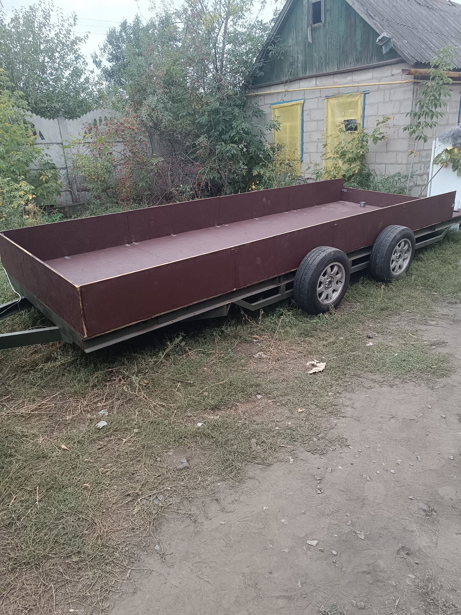 Причеп, платформа, лавета