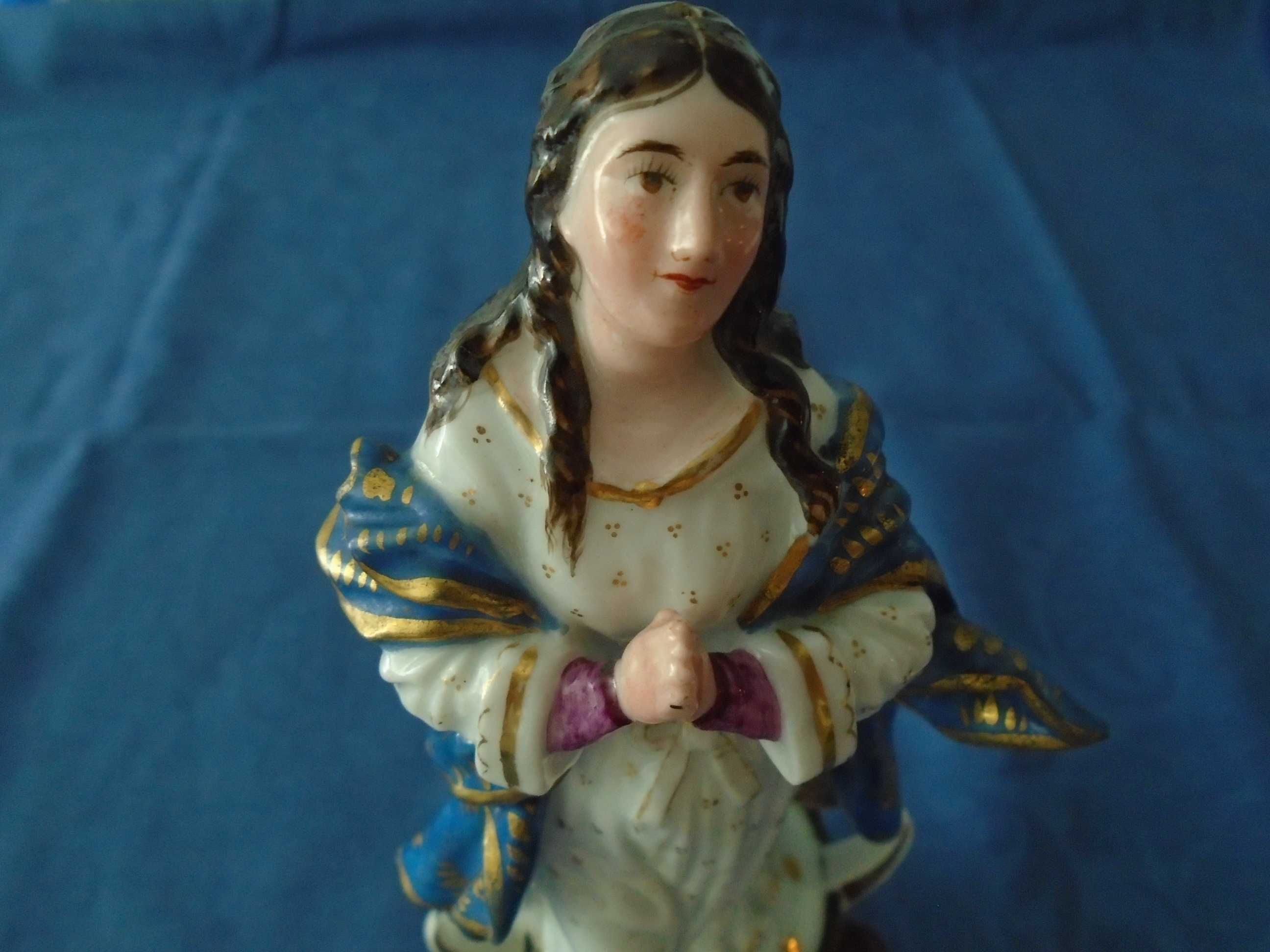 Nossa Senhora da Conceição em porcelana - peça muito antiga