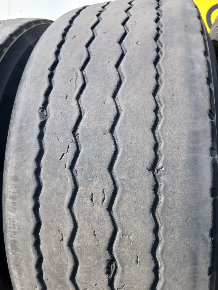 Грузові шини бу 385/65/R22.5