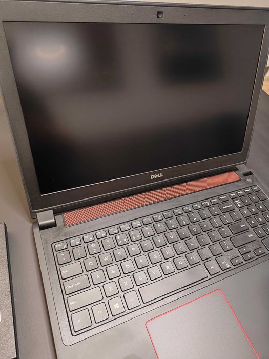 Laptop DELL Inspiron 7559- Intel i7 16GB SSD + SSHD GTX960 Windows 10