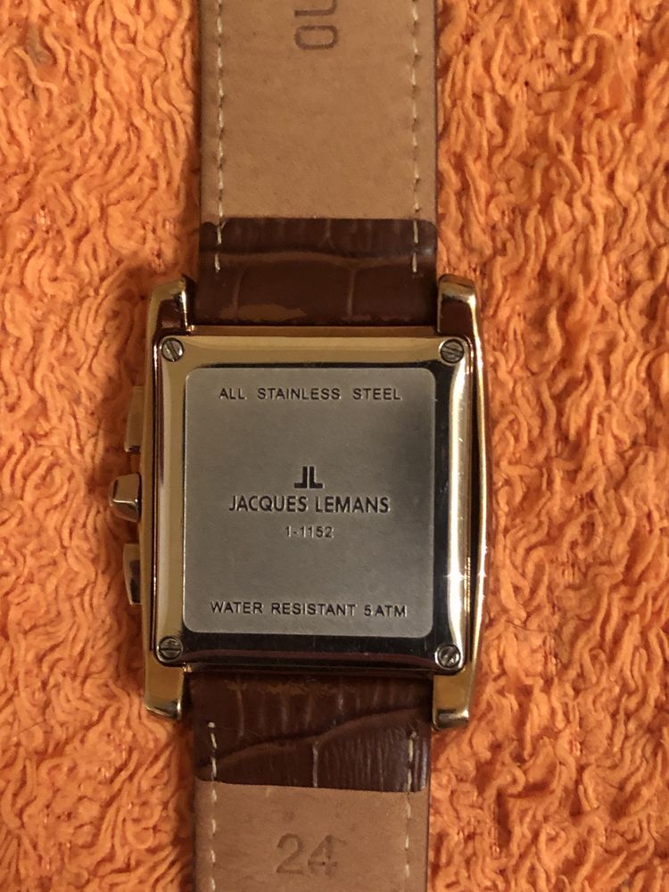 Часы наручные Jacques Lemans