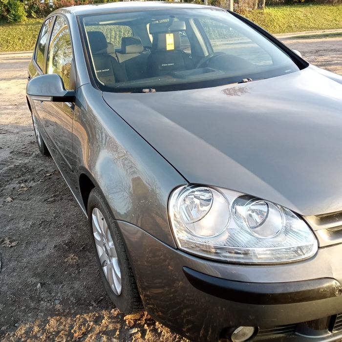 VOLKSWAGEN GOLF V, 1,6, 102 KM (MPI), grudzień 2005 r.