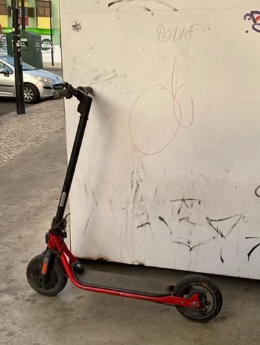 Vendo trotinete elétrica ninebot com carregador