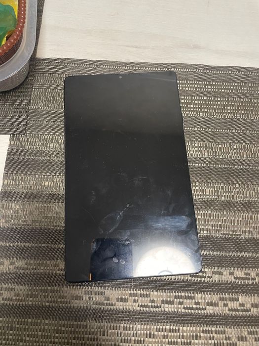 Планшет        Самсунг