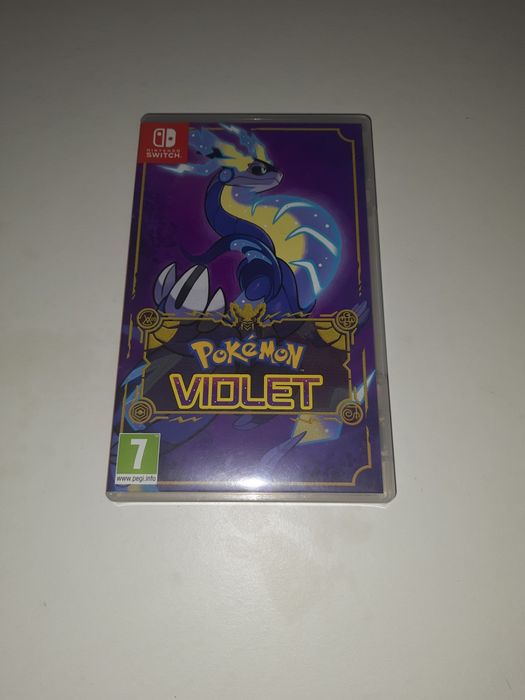 Pokemon violet com capa atrás em francês
