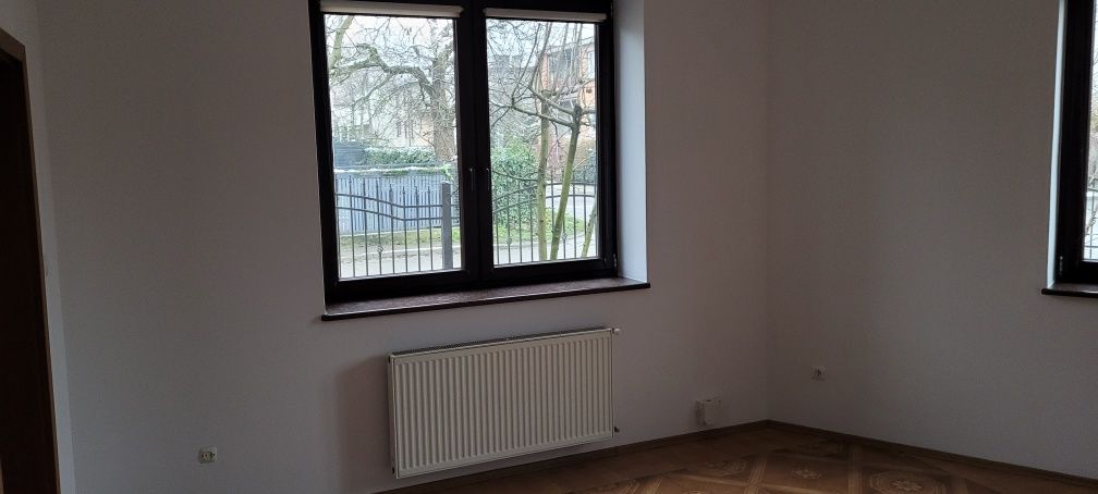 Lokal do wynajęcia na Biuro Magazyn 65m.kw Pabianice