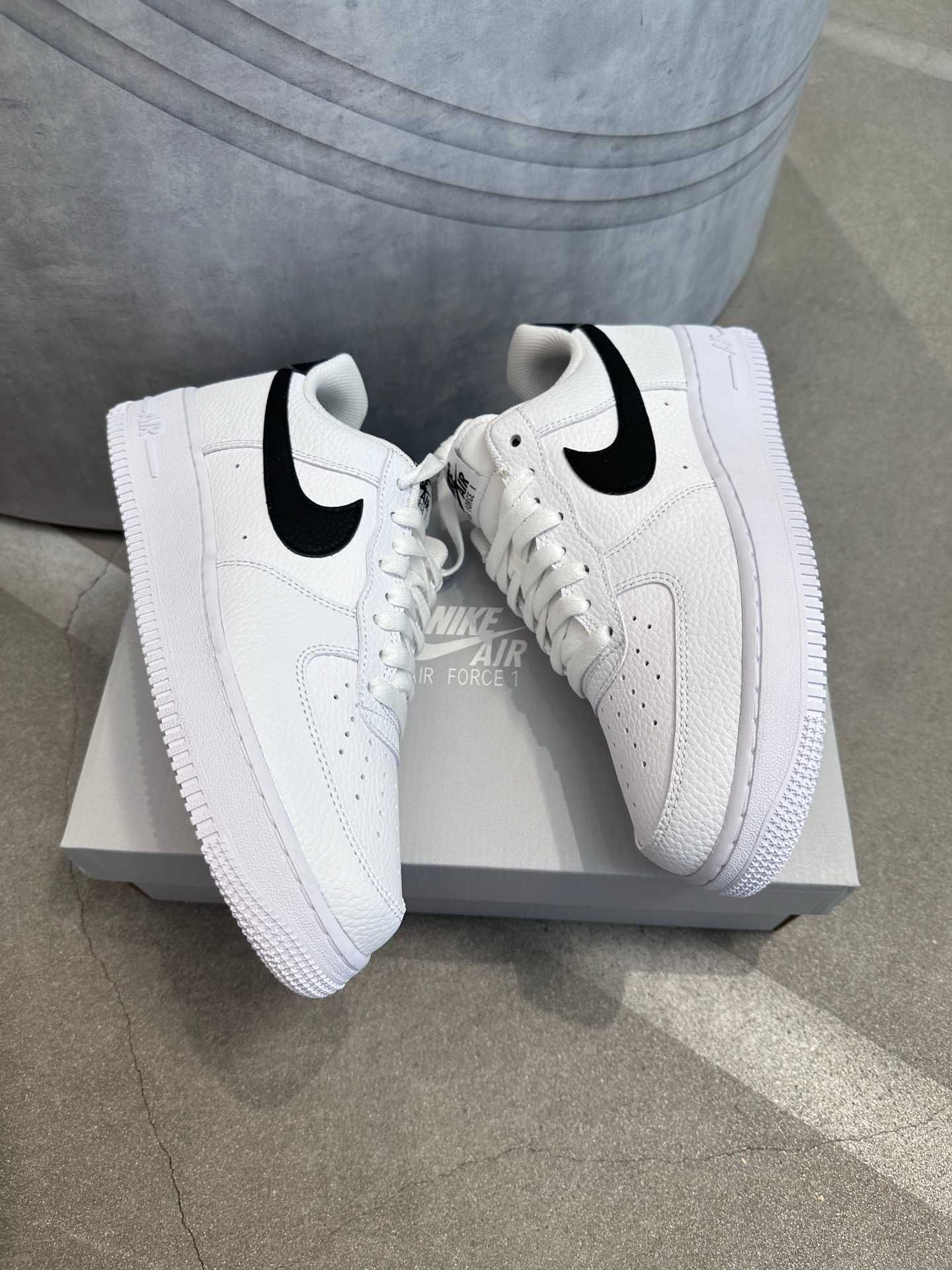 White Black\Air F1\Nike\nowy UnisexTrampki.43