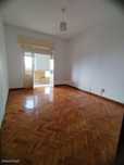 Apartamento T3 para arrendamento em Setúbal