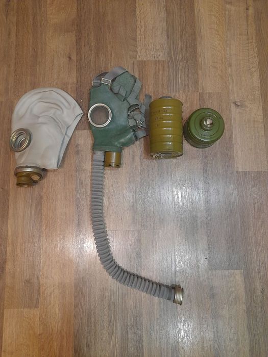 Продам противогаз ГПУ 4