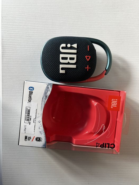 Портативна колонка JBL Clip-4