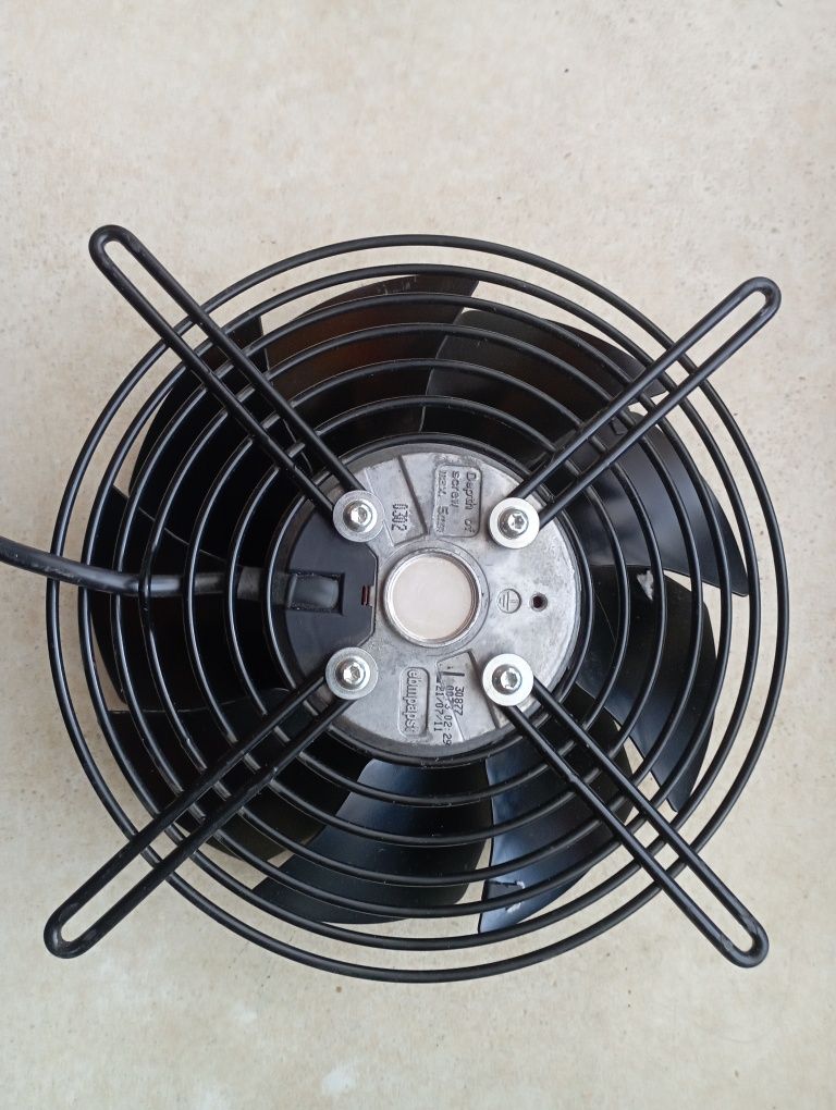 Wentylator ebmpapst A2E200/AI38/01 230v, 197mm