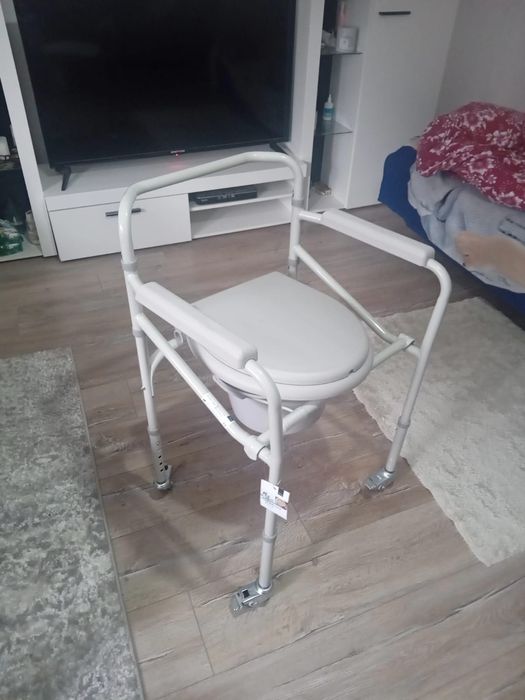 Toaleta przenośna dla niepełnosprawnych