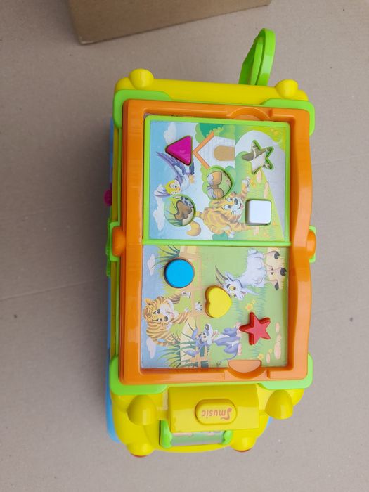 Продам дитячі іграшки