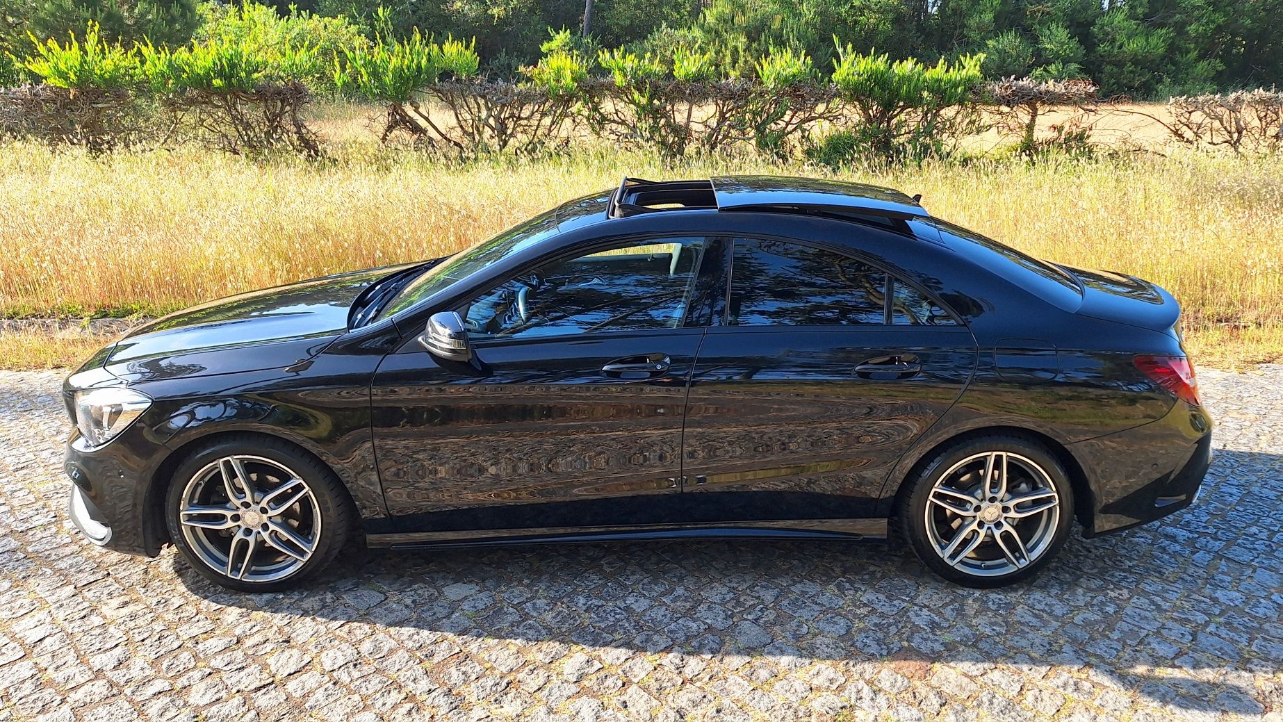 Mercedes-Benz CLA 180d AMG Full Extras