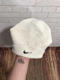 Біні шапка від бренду Найк