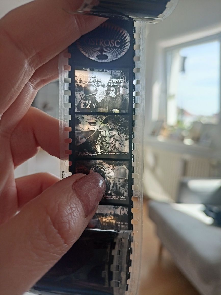 Sprzedam rzutnik Jota z filmami i bajkami