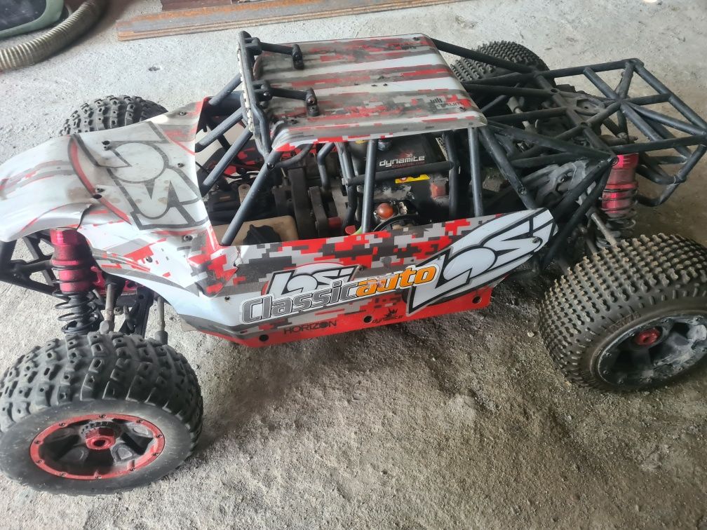 Auto RC LOSSI DBXL desert buggy
