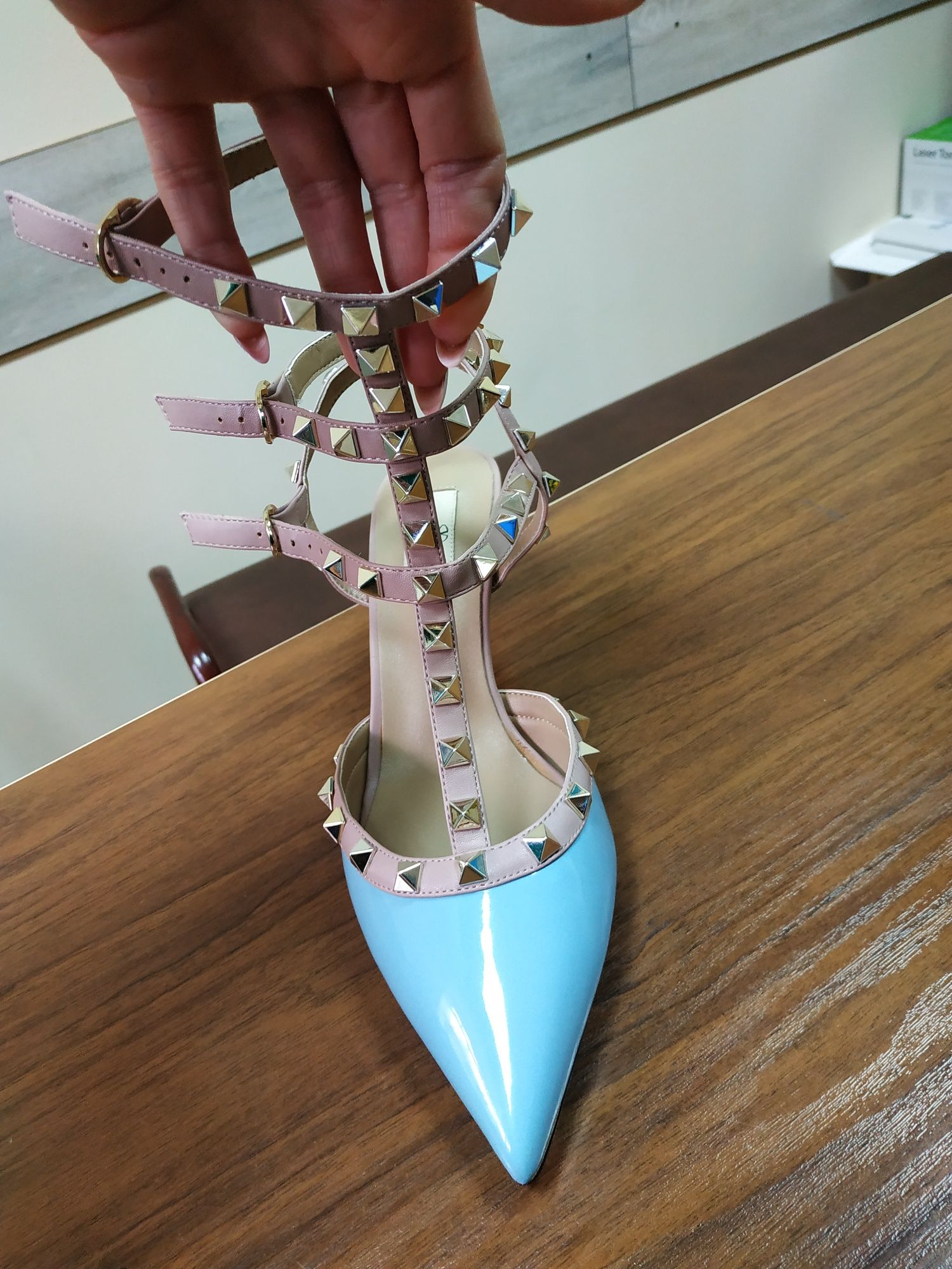 Туфлі жіночі Valentino