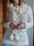 Sweter biały z golfem ażurowy pompony zimowy Cropp S 36