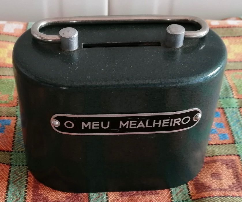 mealheiro com 50 anos