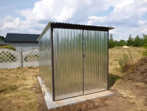 Garaż blaszany Schowek Blaszak na budowę Garaże Blaszaki od PRODUCENTA