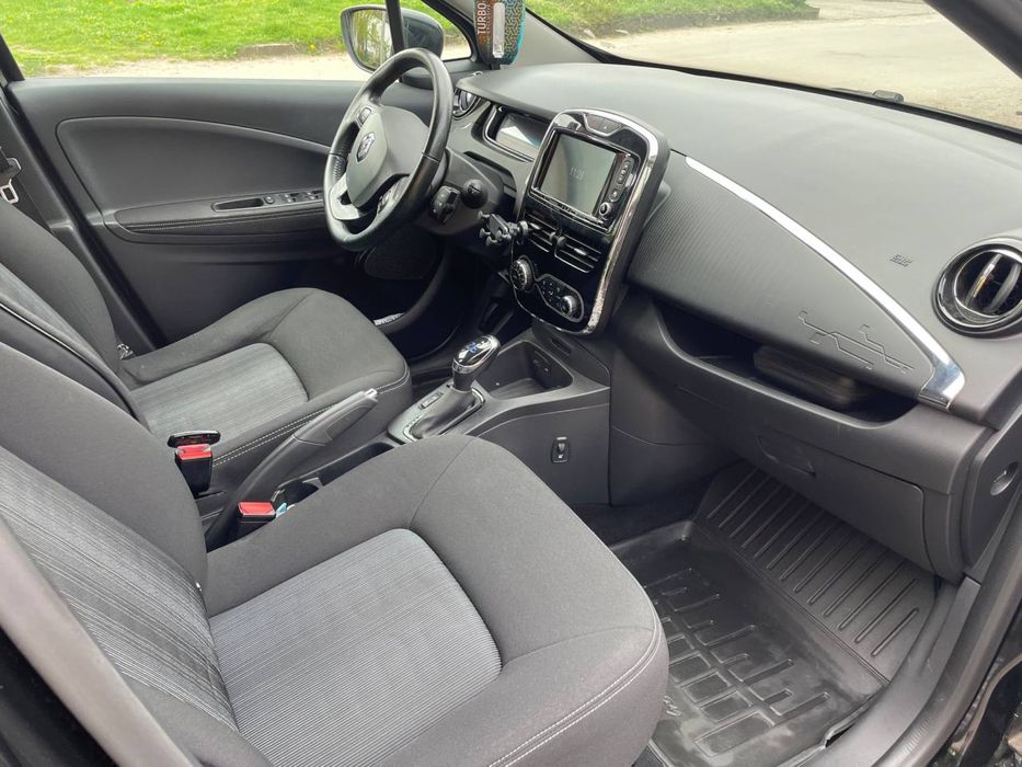Продам електромобіль Renault ZOE