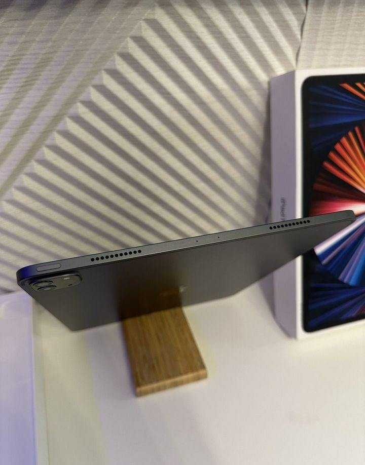 iPad Pro 12.9 M1 2021 512Gb Wi-Fi. Space Gray