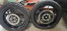 KTM Adventure 390. 21r koła kompletne opony (więcej części pod nr tel)