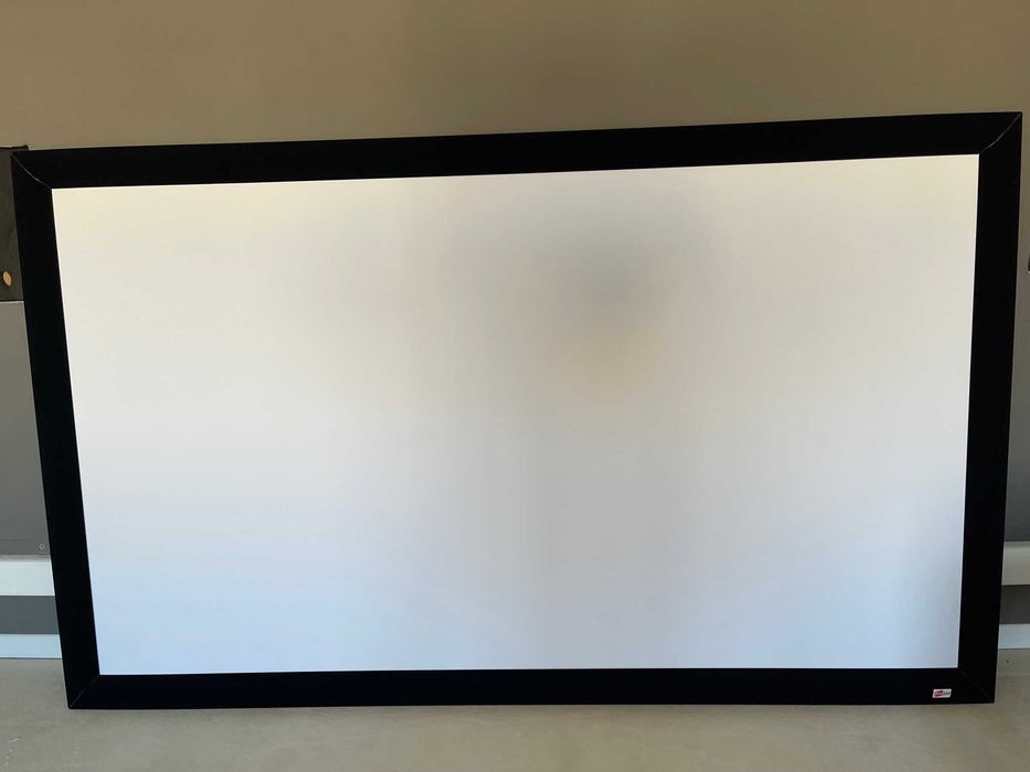 Ecrã Projeção 16:9, Fixo, branco, ganho 1.2, marca Beamax