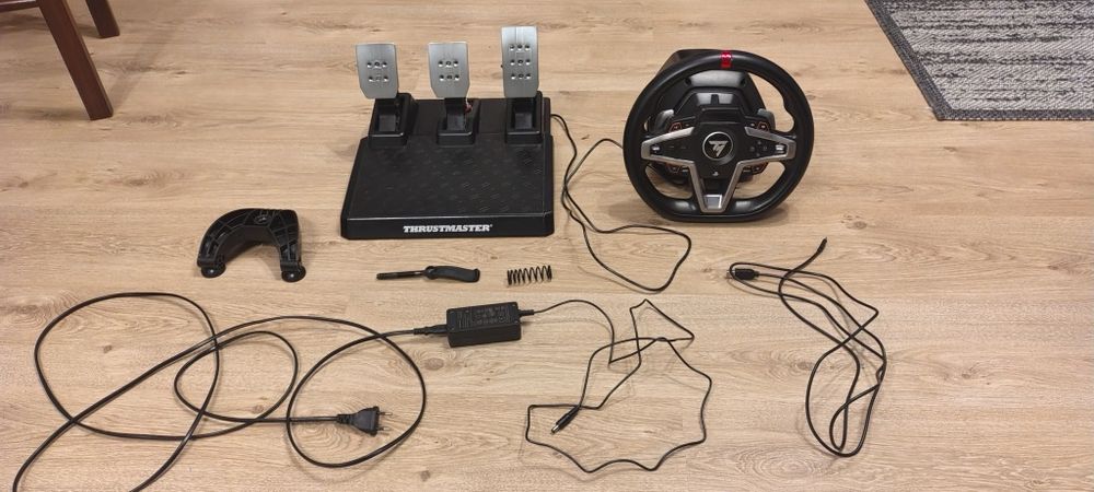 Kierownica Thrustmaster T248 PC/PlayStation Praktycznie nowa