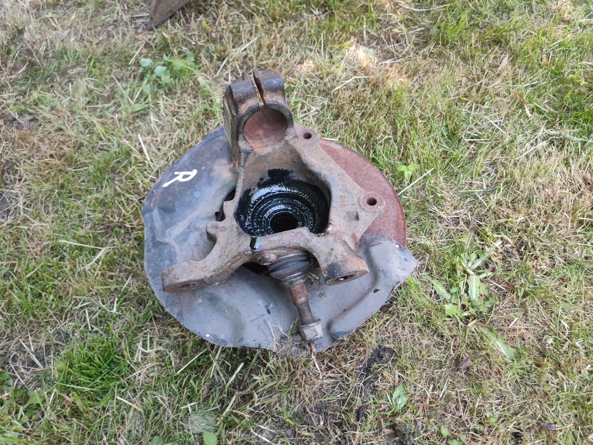 Zwrotnica prawa przód BMW E60 E61 x drive 4×4