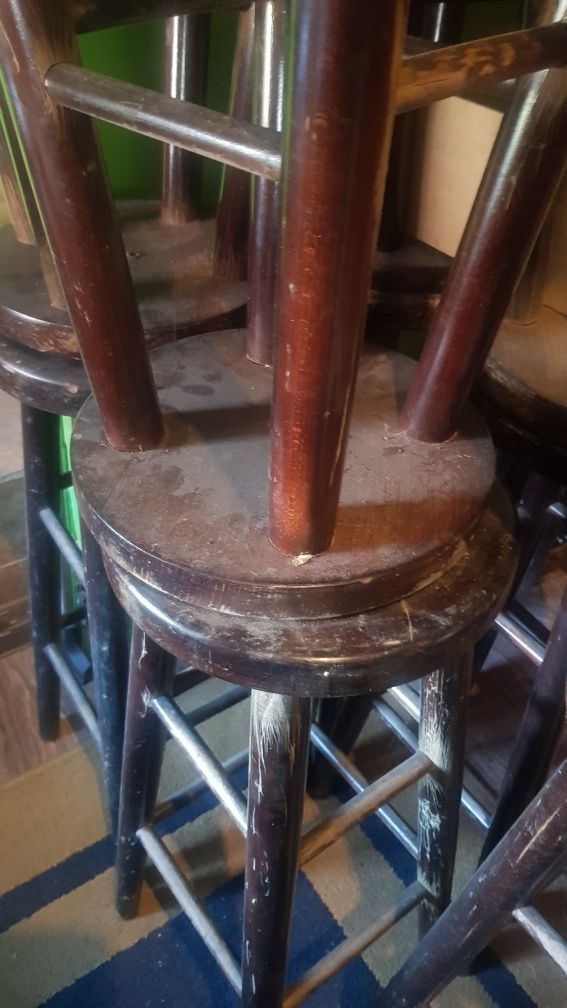 Hokery - krzesła barowe, do kuchni