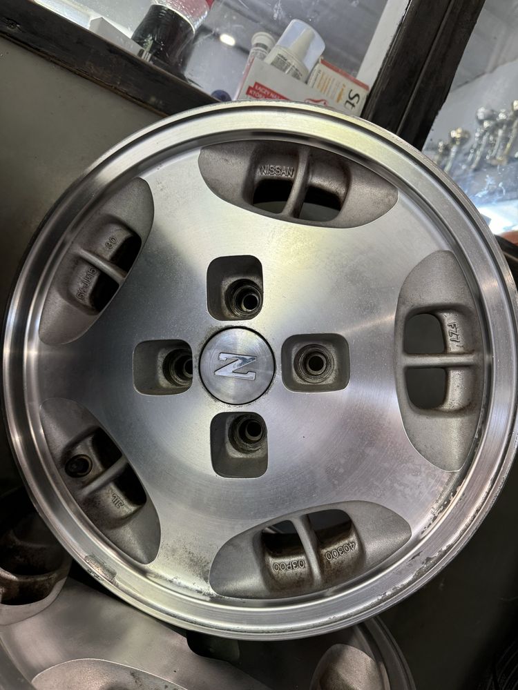 Felgi Nissan 300Z ZX 4x114,3 , 6.5J et 30